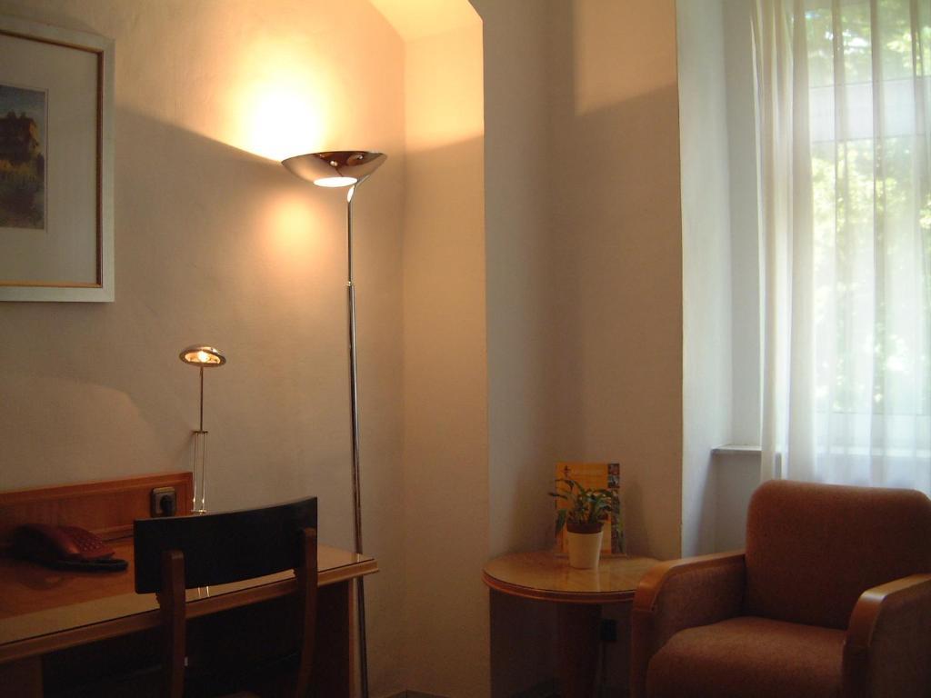 Hotel Restaurant Toscana Naumburg Naumburg  Pokój zdjęcie
